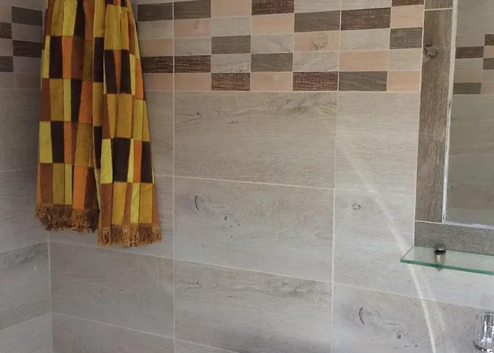 بيت للعطل La Di Zazopetra Menetaí